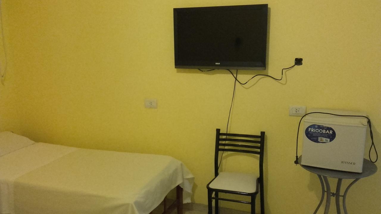 Hotel Florida Saladas Luaran gambar