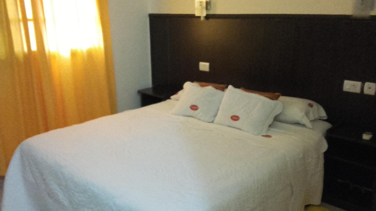 Hotel Florida Saladas Luaran gambar