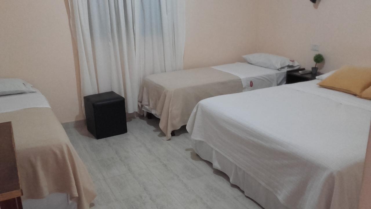 Hotel Florida Saladas Luaran gambar